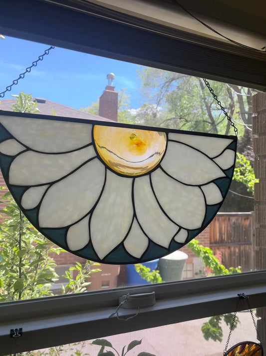 Half Round Daisy